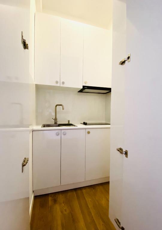 Three rooms in Vera room 1